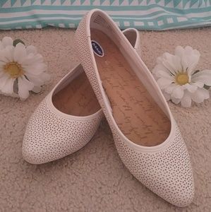 Women's White Comfort Flats